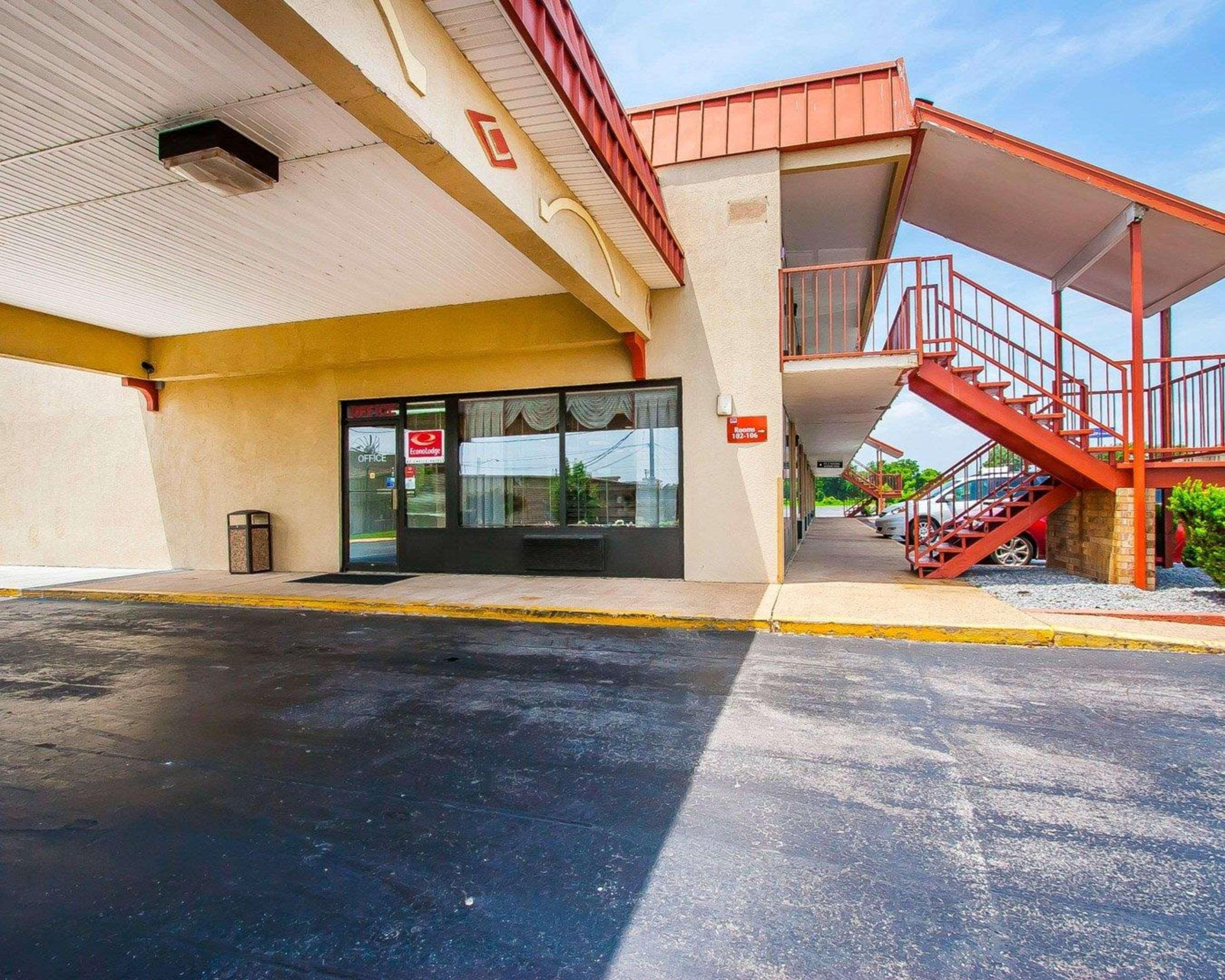 Econo Lodge Dyersburg Exteriér fotografie